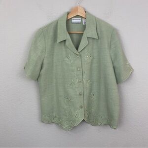 Alfred Dunner Light green Button Front Short Sleeve Blouse Tonal Embroidery 14P